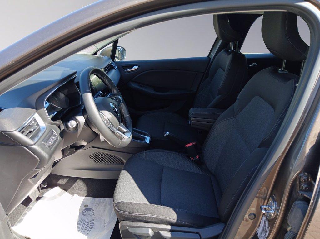 RENAULT Clio E-Tech hybrid Zen Automatica del 2021