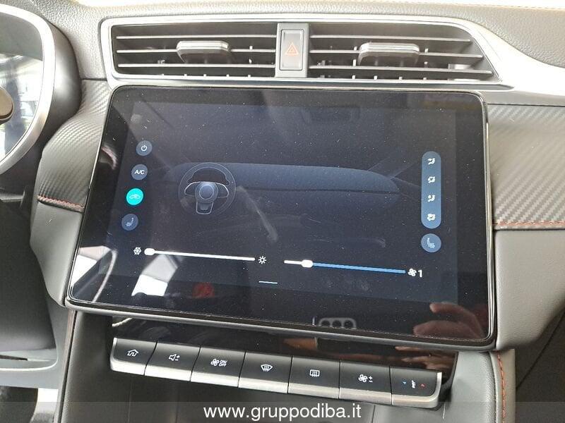 MG ZS 1.5 Classic Luxury Silver (MBC)
