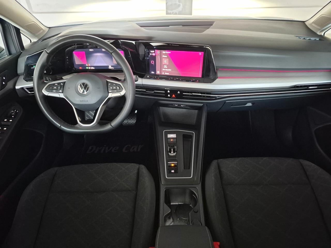 Volkswagen Golf 1.0 eTSI EVO LIFE DSG LED APPLE CAR PLAY/ANDROID AUTO C.17" WIRELESS ACC COCKPIT PRO KEYLESS LANE ASSIST AMBIENT LIGHT