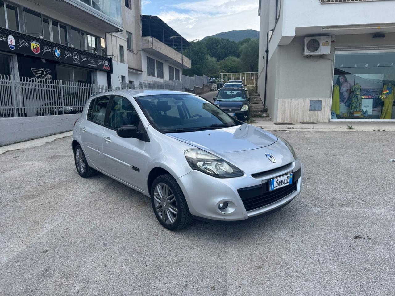 Renault Clio 1.2 100CV 5 porte Luxe GARANZIA