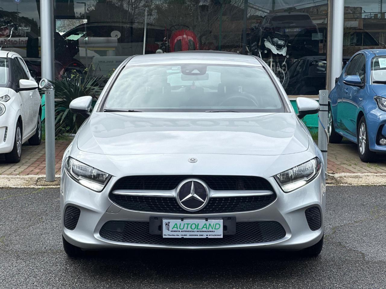 MERCEDES-BENZ A 220 Automatic Business *MBUX*Finanziabile