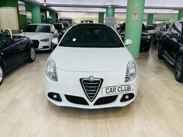 Alfa Romeo Giulietta 1.4 Turbo 170cv MultiAir Distinctive Tetto