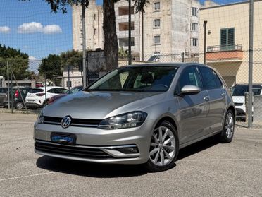 Volkswagen Golf 7.5 Highline virtual cockpit