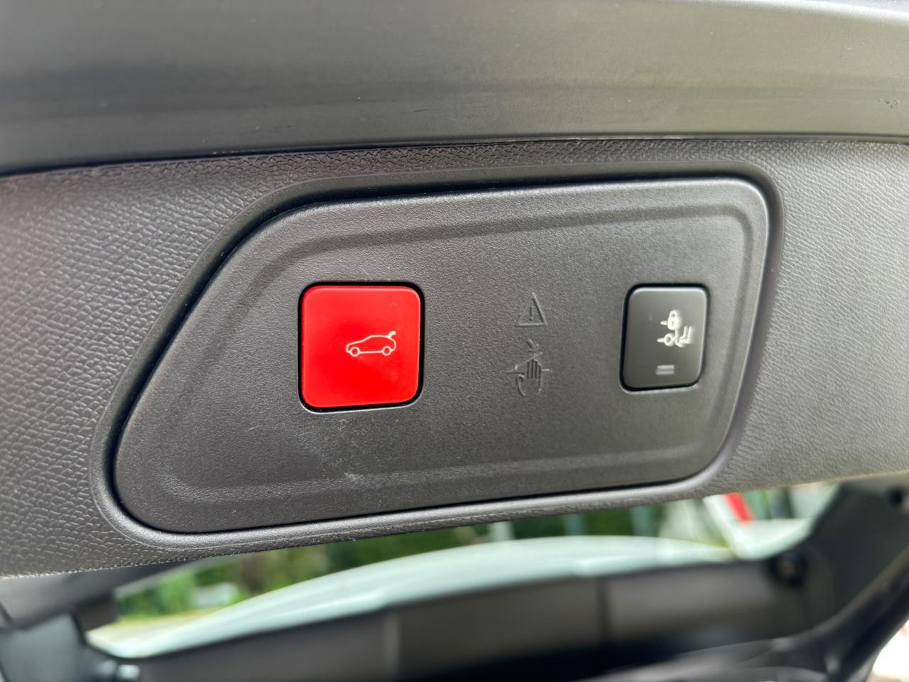 Peugeot 3008 1.5 BlueHDi 130CV S&S Allure-2020