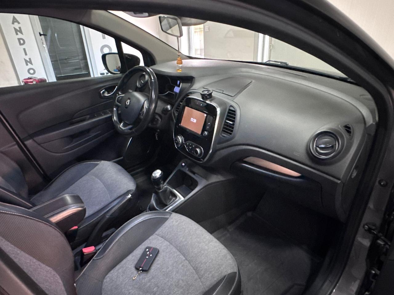 Renault Captur dCi 8V 110 CV Start&Stop Energy Sport Edition2