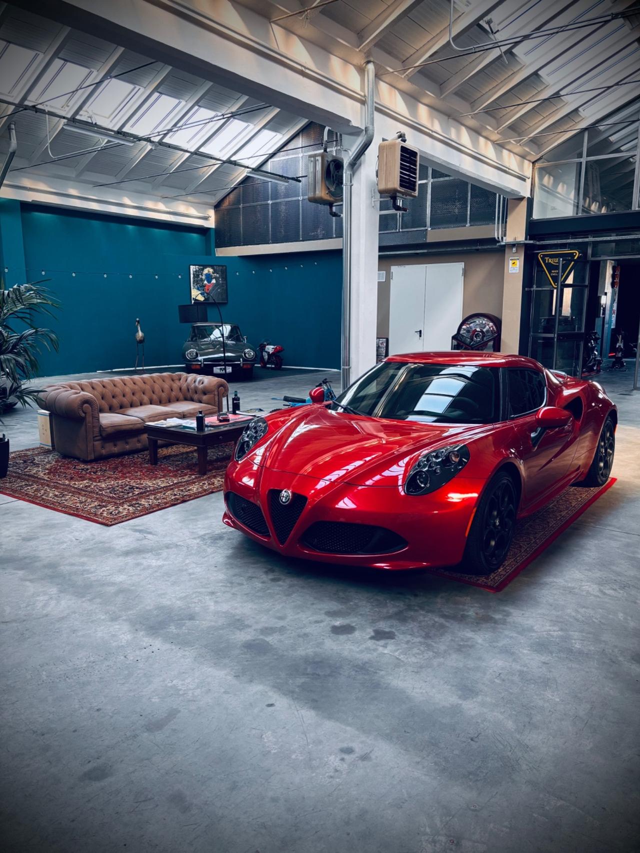 Alfa Romeo 4C 1750 TBi ex Jorge Lorenzo