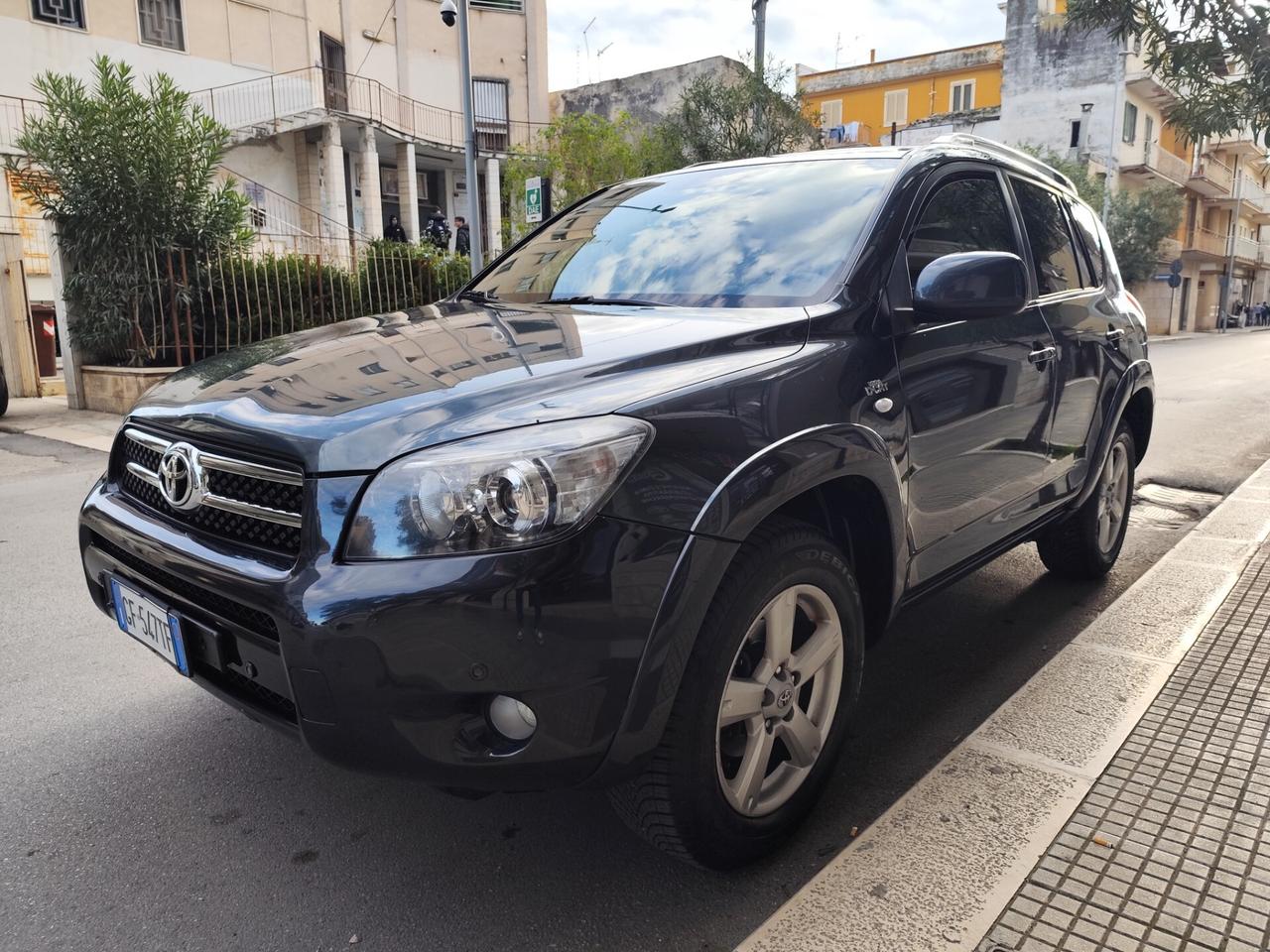 Toyota RAV 4 RAV4 2.2 D-4D 177CV Luxury 4x4