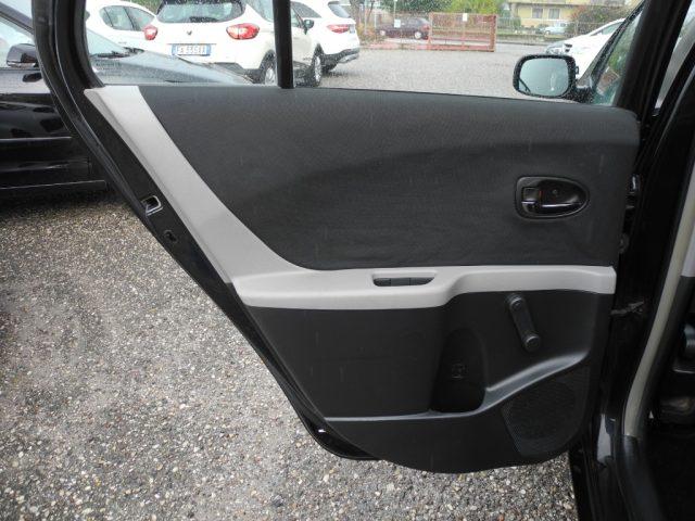 TOYOTA Yaris 1.4 D-4D DPF 5p. 6M - OK NEOPATENTATI - DA VETRINA