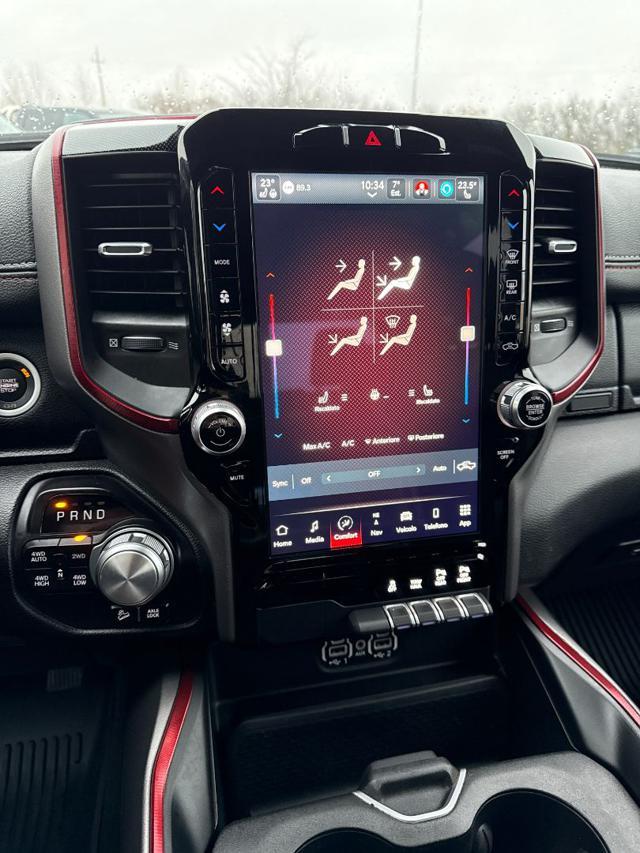 DODGE RAM V8 HEMI CREW CAB - REBEL