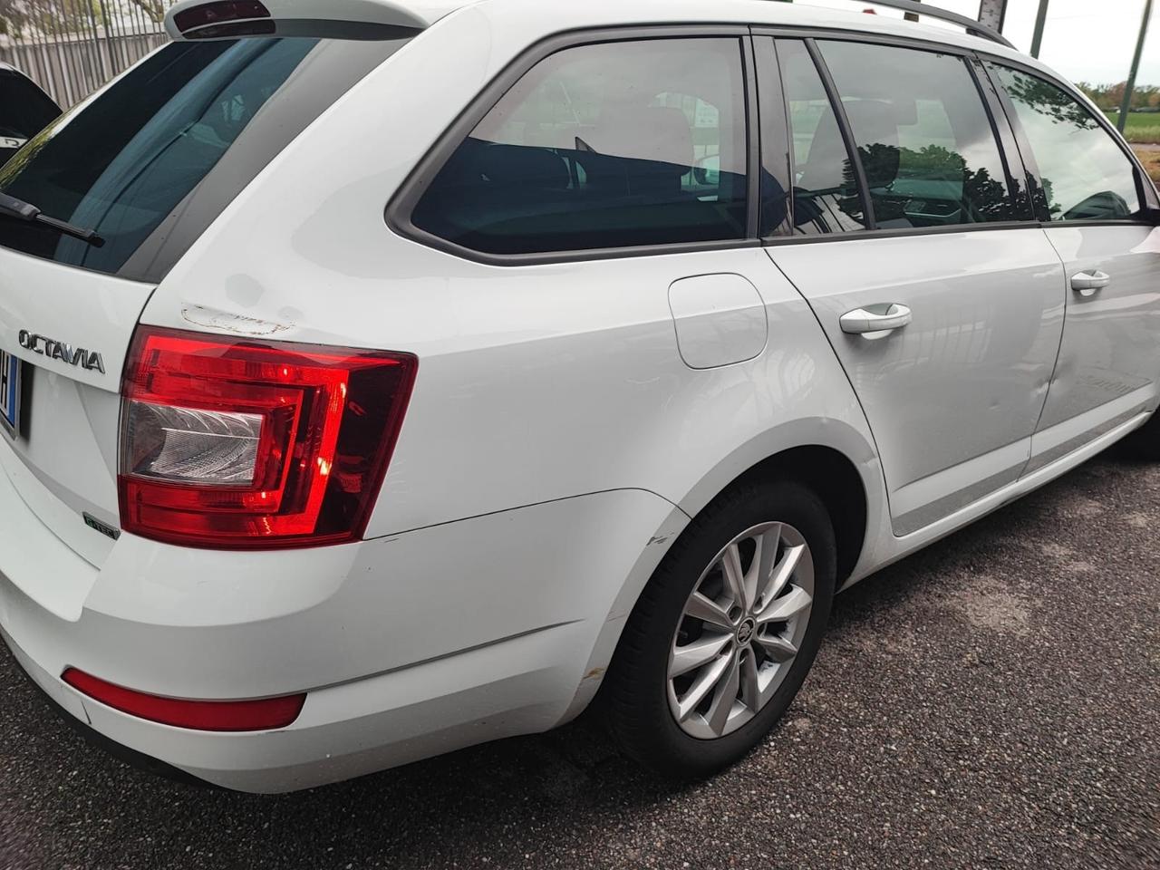 Skoda Octavia 1.4 TSI Wagon Executive G-Tec