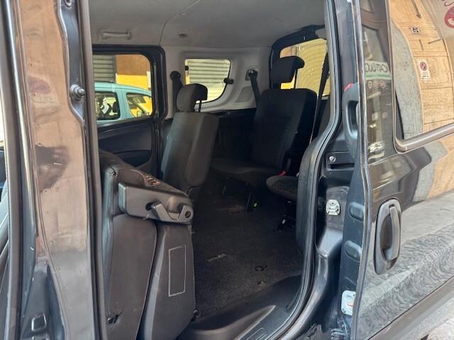 Fiat Doblo 2.0 MJT 16V Dynamic 7 Posti
