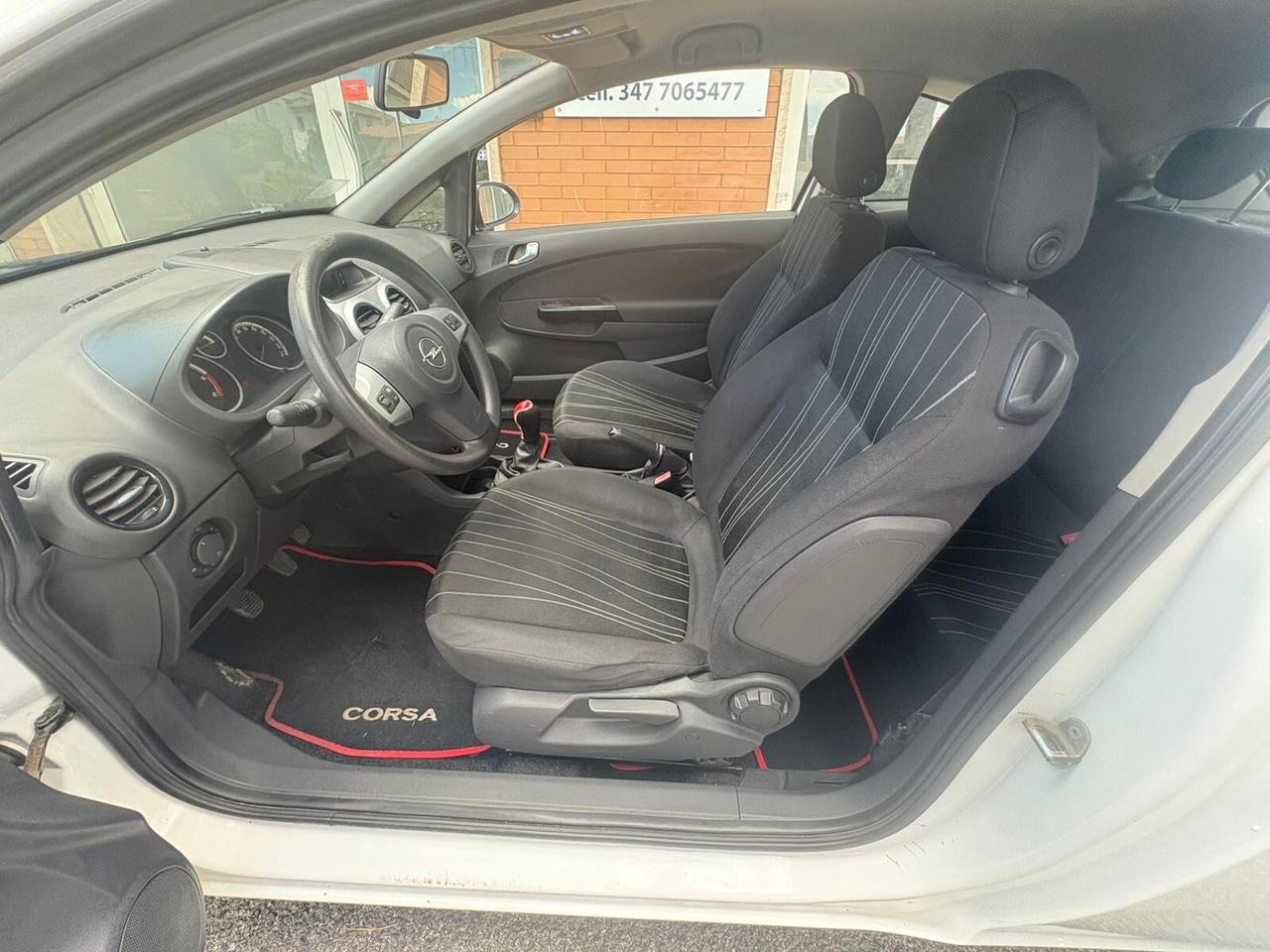 opel corsa X NEOPATENTATI!!!!!! 12 MESI DI GARANZIA !!!