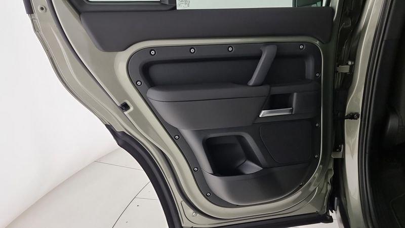 Land Rover Defender 110 3.0D I6 200 CV AWD Auto S