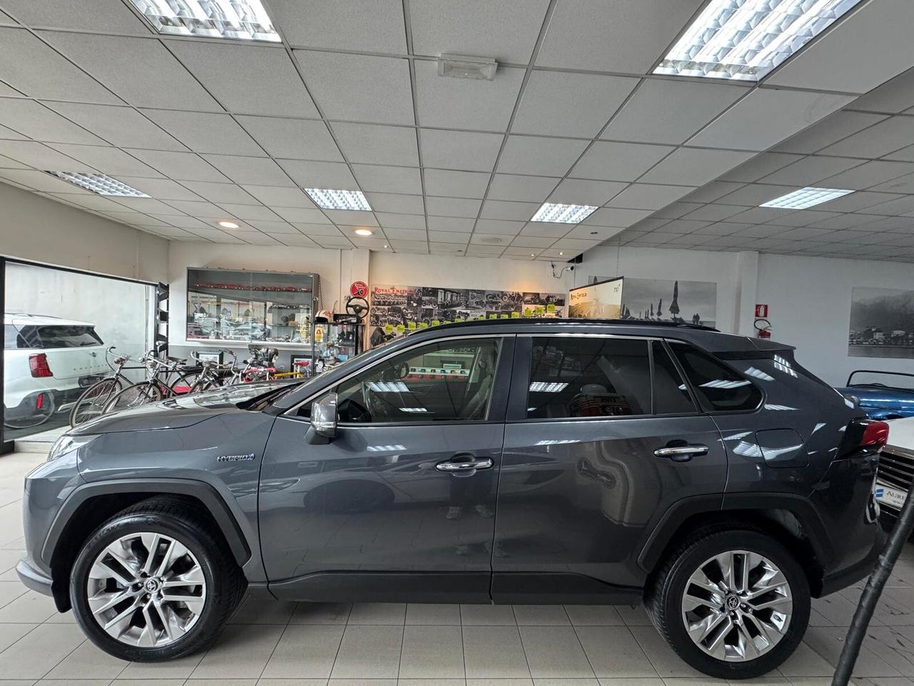 Toyota RAV 4 RAV4 2.5 HV (218CV) E-CVT 2WD Lounge PARI AL NUOVO TAGLIANDATO GARANZIA UFFICIALE