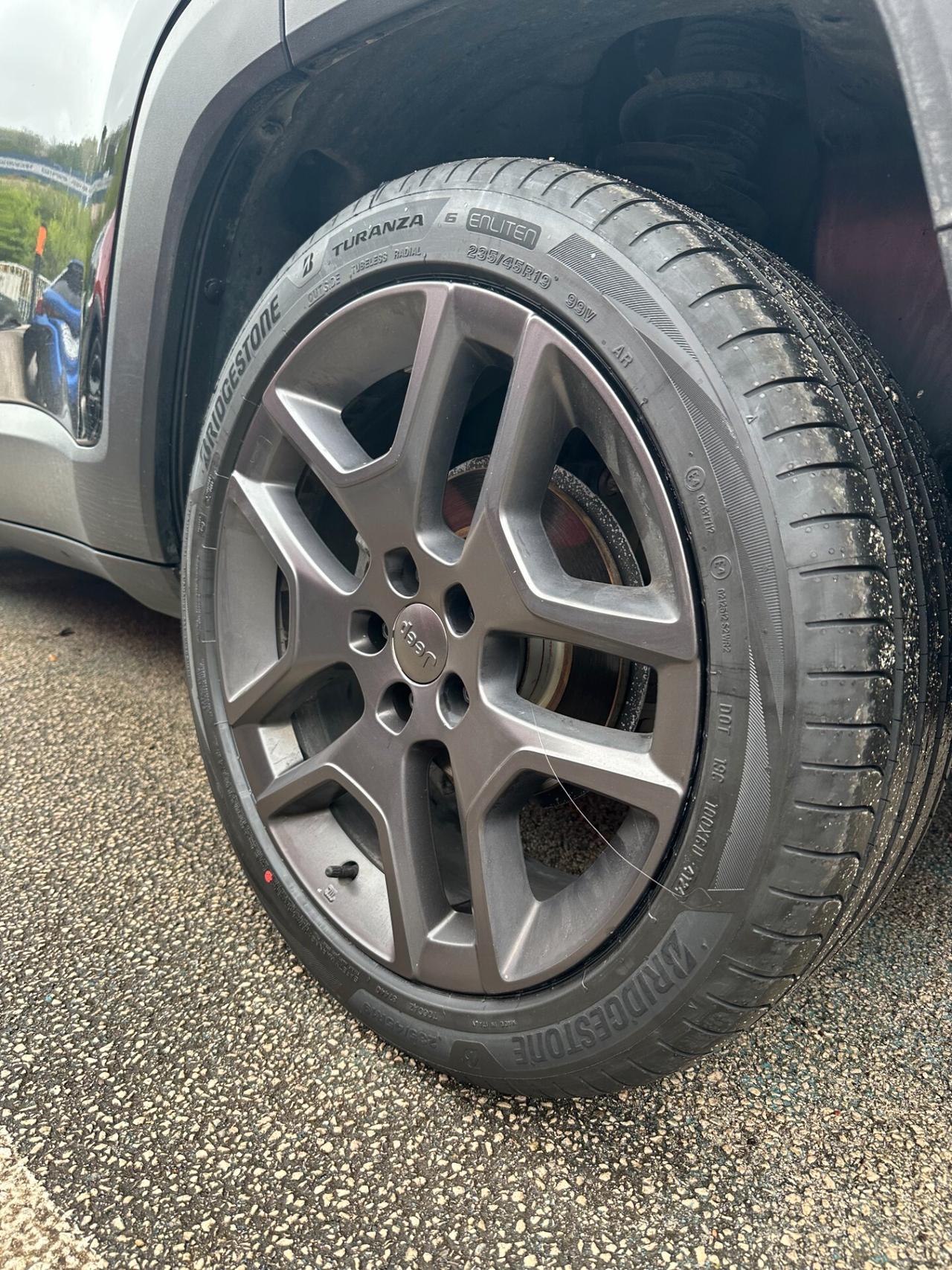 Jeep Renegade 1.3 T4 DDCT Sport + GPL Prins