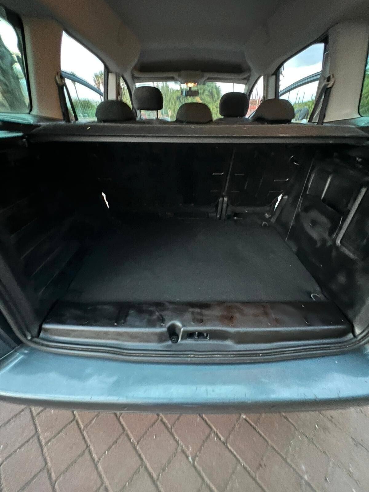 Peugeot Partner Tepee 1.6 HDi 115CV Active