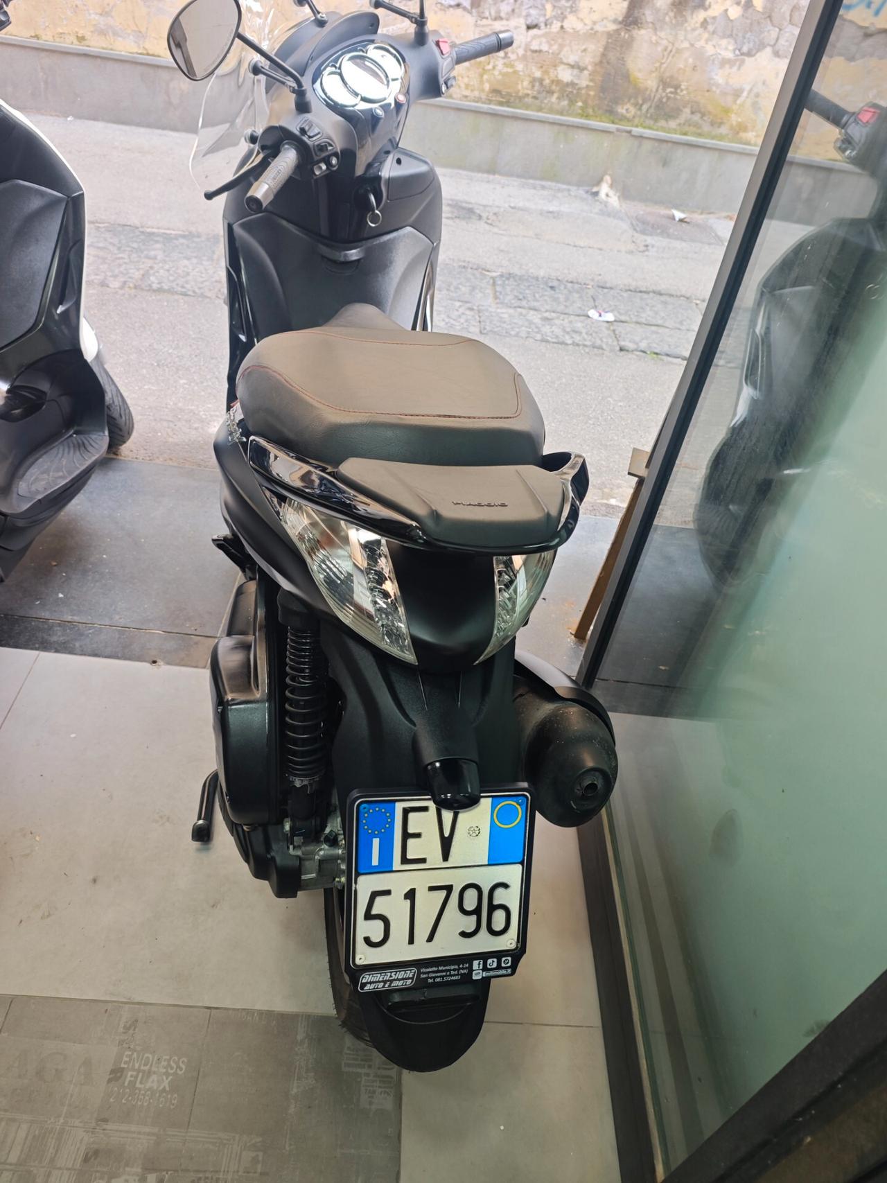 Piaggio Beverly 300 i.e. led 2021