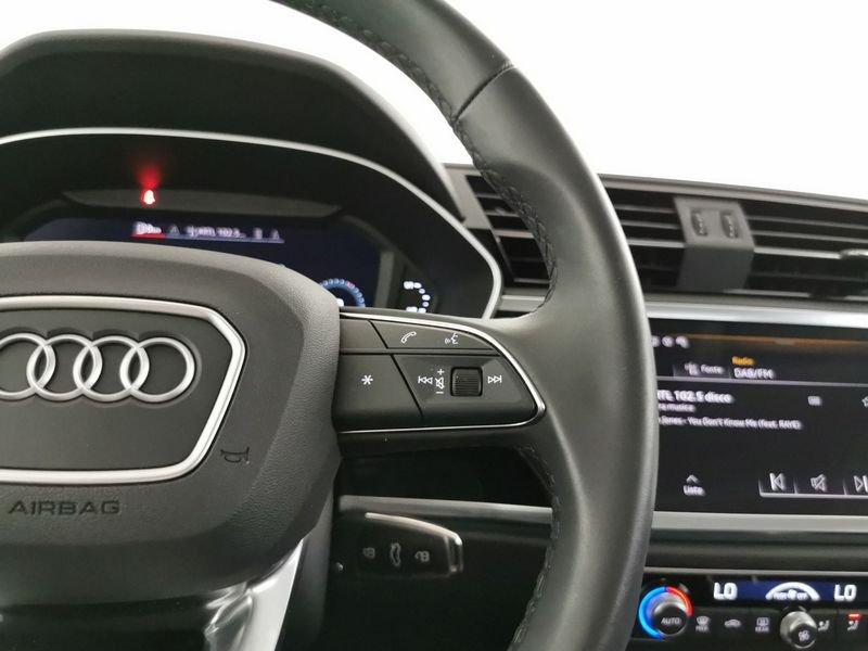 Audi Q3 35 1.5 tfsi Business Advanced