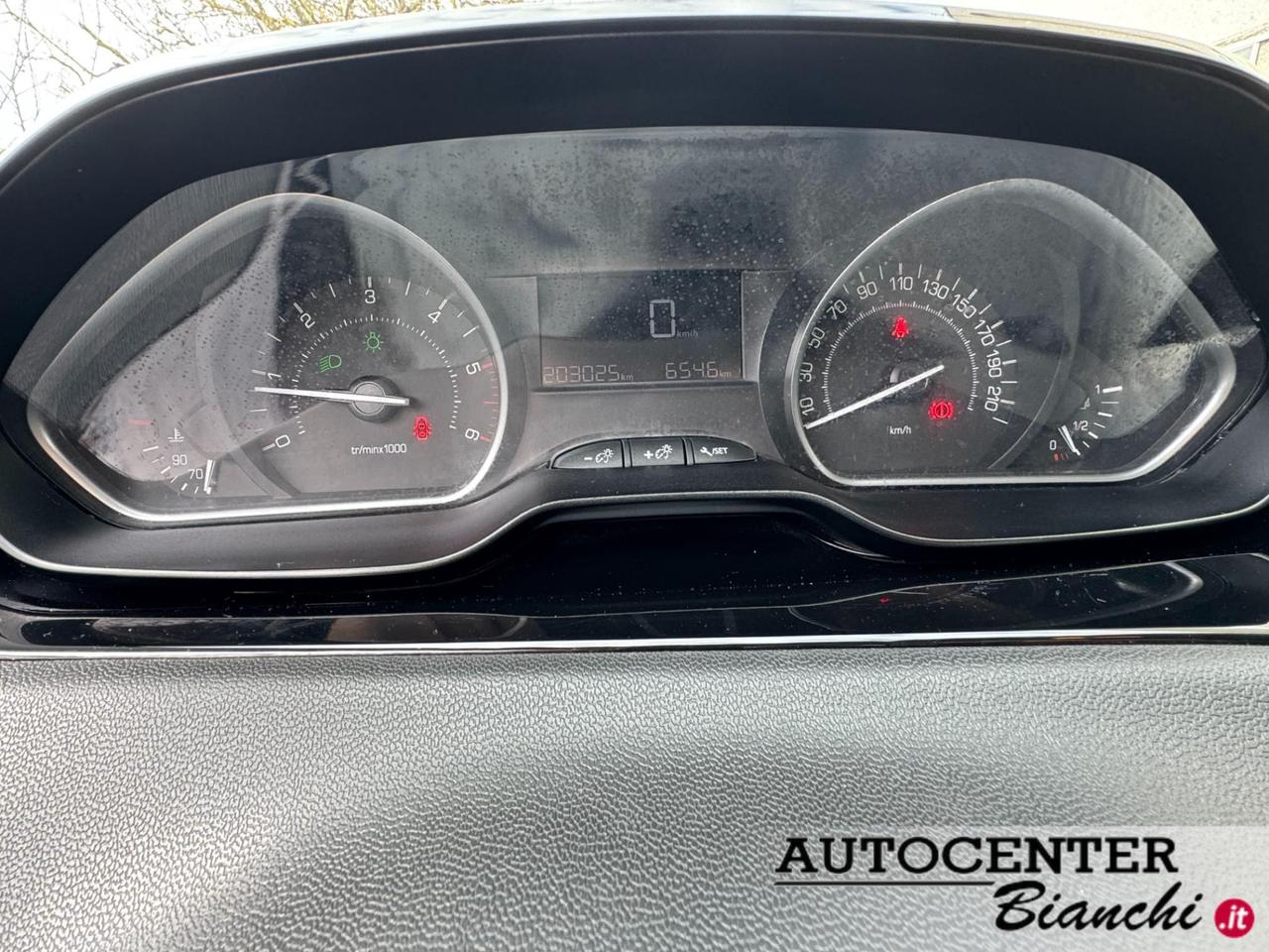 Peugeot 208 5 Porte 208 5p 1.6 bluehdi Active 75cv