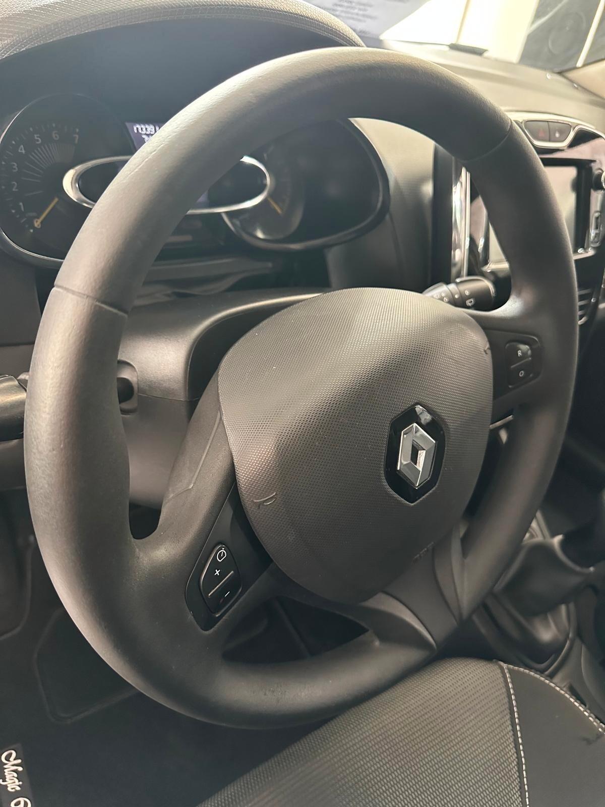 Renault Clio Sporter 1.2 75CV Live