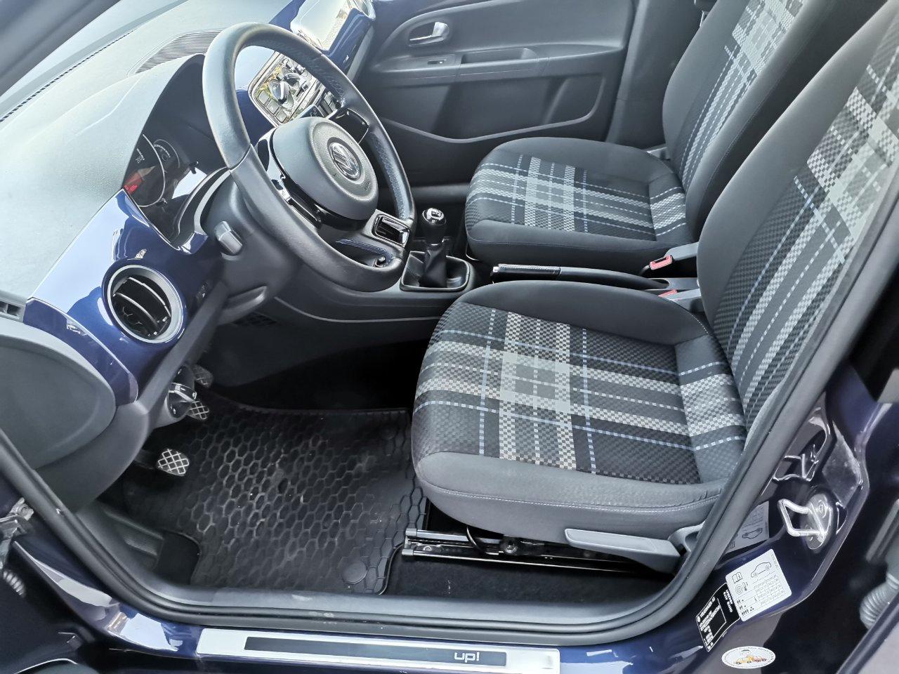 Volkswagen up! 5 Porte up! 5p 1.0 Club up! 75cv