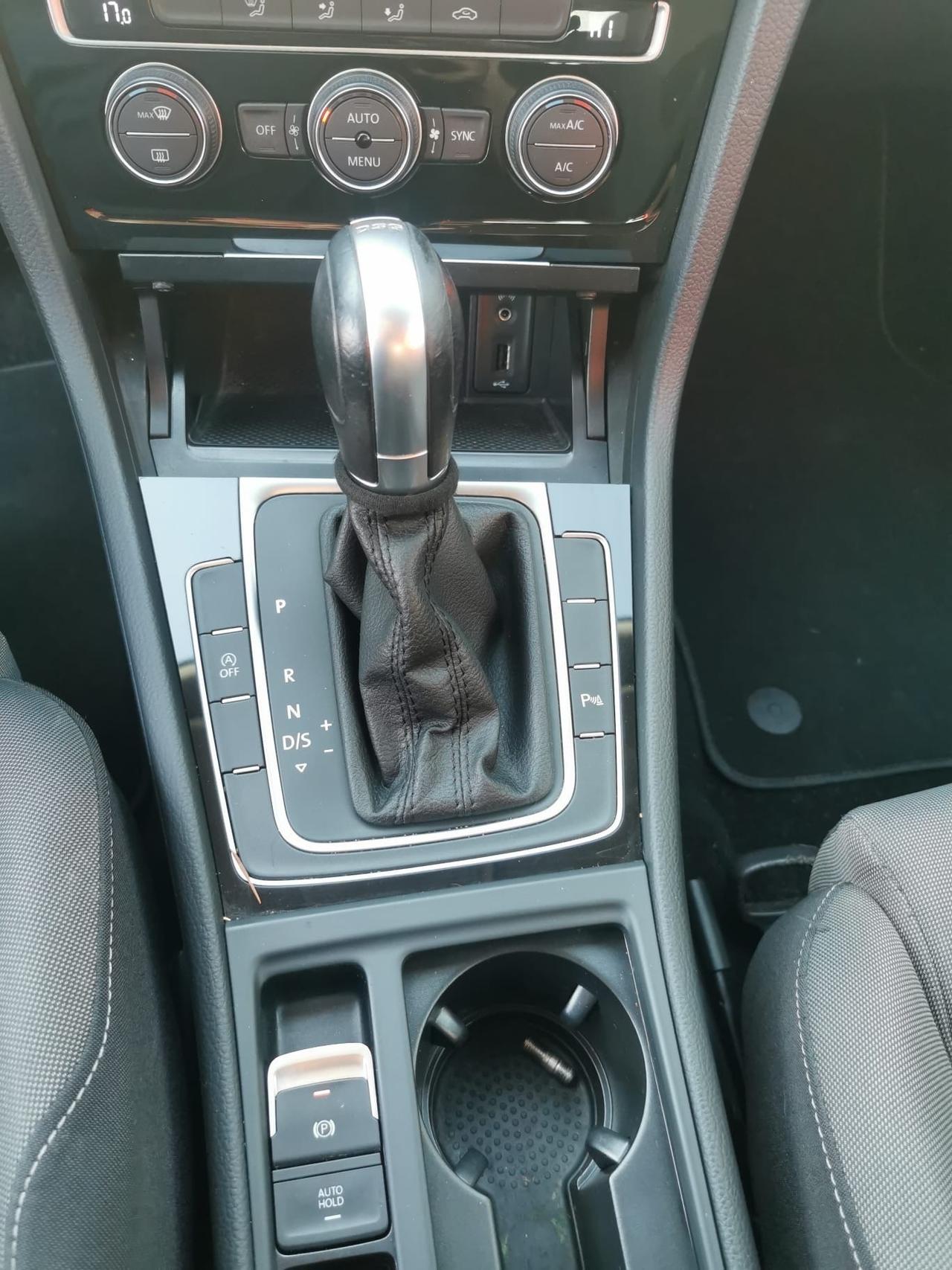 Volkswagen Golf 1.6 TDI 115 CV DSG 5p. Executive