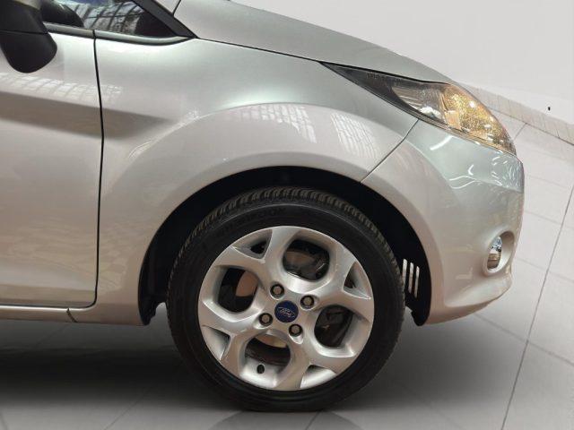 FORD Fiesta 1.2 16V 82CV 5p. Titanium Bs.