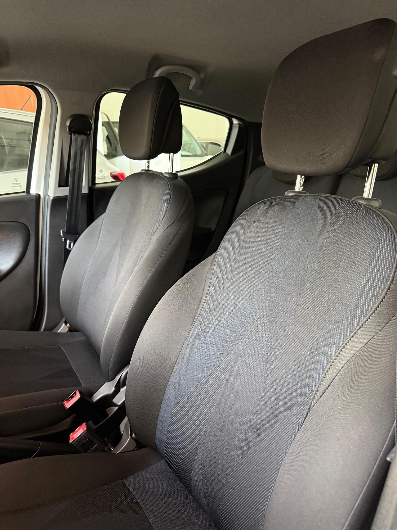 Lancia Ypsilon 1.2 69 CV 5 porte S&S Platinum