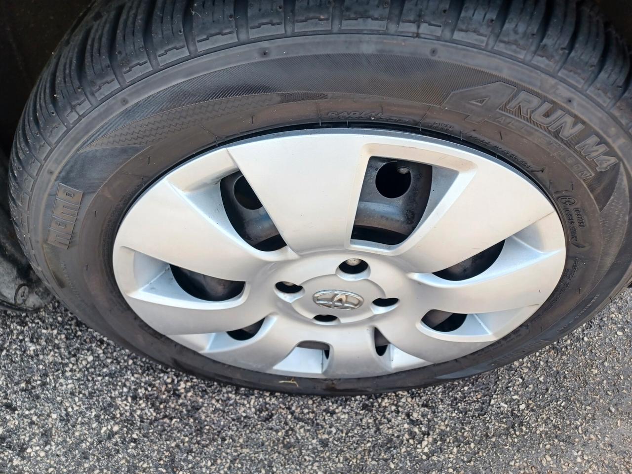 Toyota Yaris 1.0 BENZINA SOLO 100000 KM