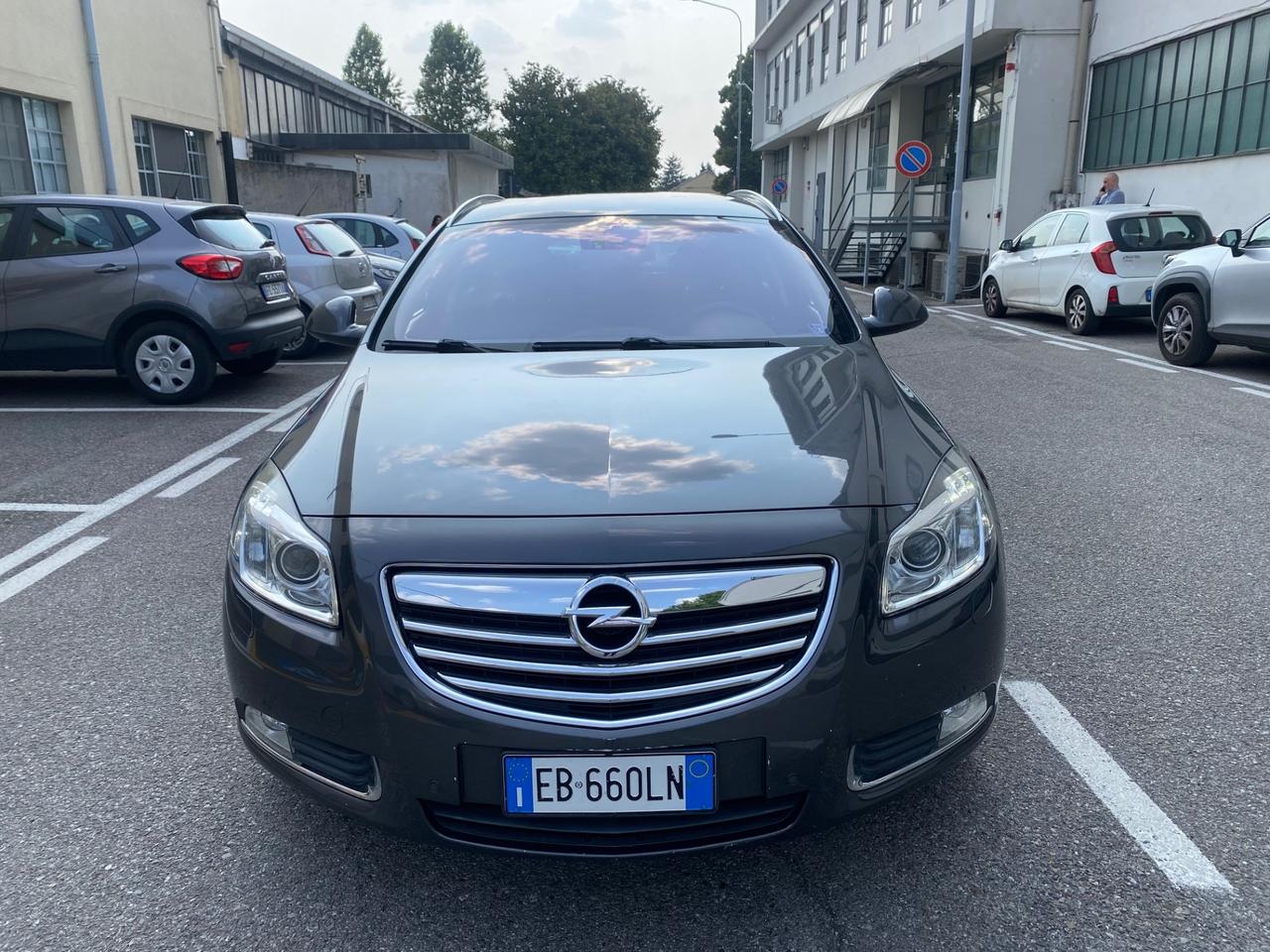 Opel Insignia 1.6 Turbo 180CV Sports Tourer Cosmo