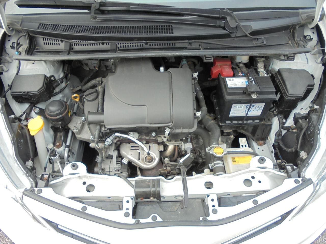 TOYOTA YARIS 1.0 VVT-i 5P LOUNGE – UNIPROPRIETARIO-