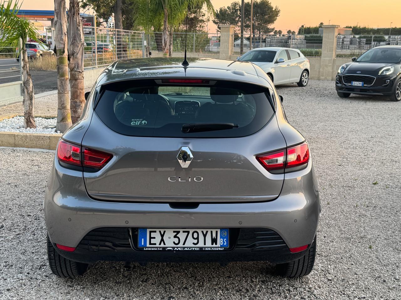 Renault Clio 1.2 75CV 5 porte Costume National