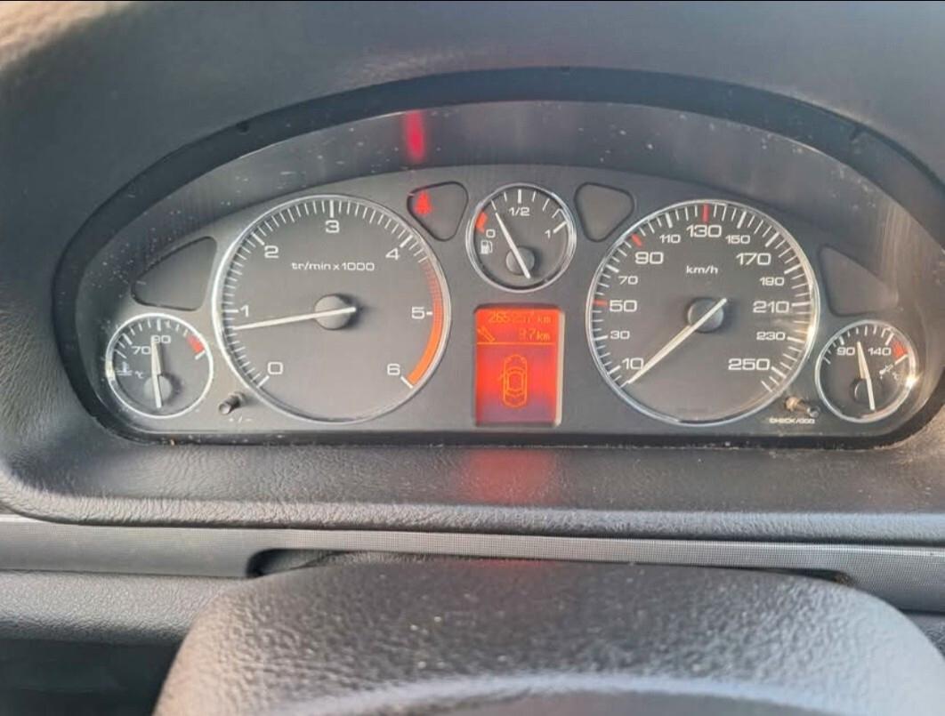 Peugeot 407 1.6 HDi SW Premium Mix NAVI TEL CRUIS TETTO NEOPATENTATI