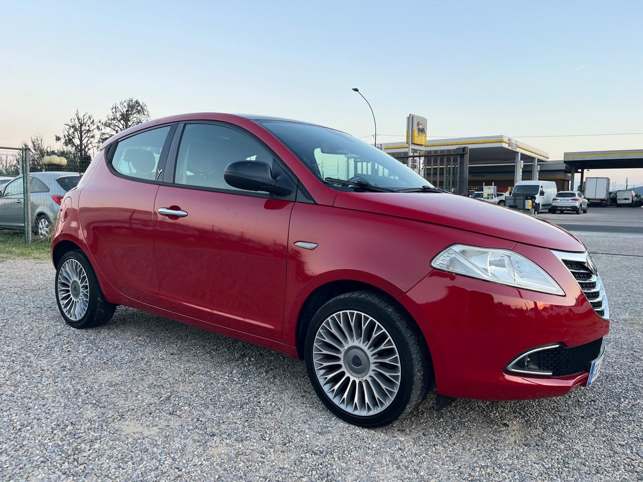 Lancia Ypsilon 1.3 MJT 16V 95 CV 5 porte S&S Gold
