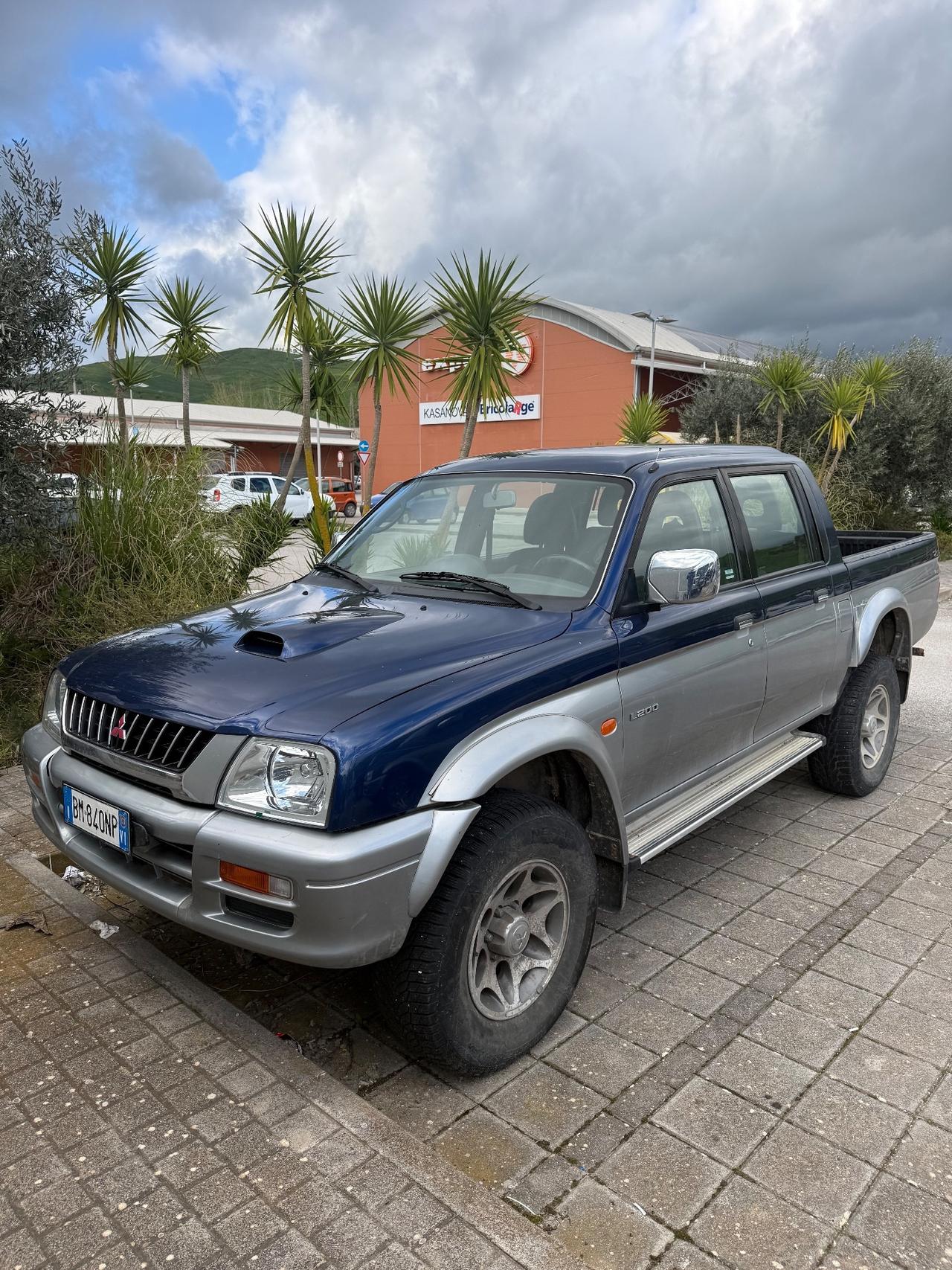 Mitsubishi L200 2.5 TDI 4WD Club Cab Pick-up GLS