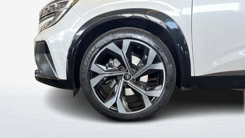 Renault Austral 2023 1.2 E-Tech full hybrid 200cv Iconic Esprit