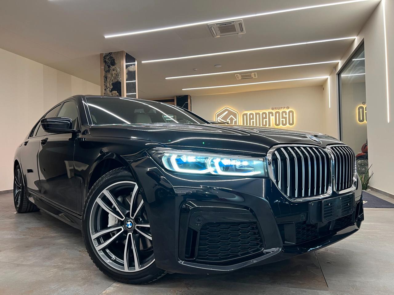 Bmw 730 730d xDrive 48V MSport Tetto Laser