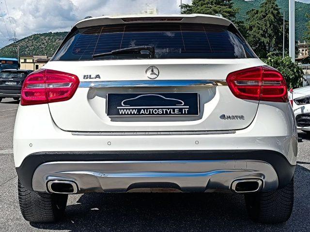 MERCEDES-BENZ GLA 200 CDI Automatic 4Matic Sport 2.2 4x4