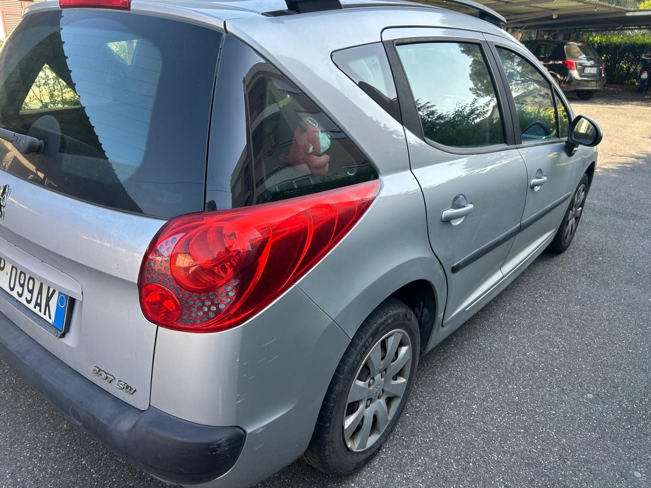 Peugeot 207 1.4 8V 75CV SW ONE Line