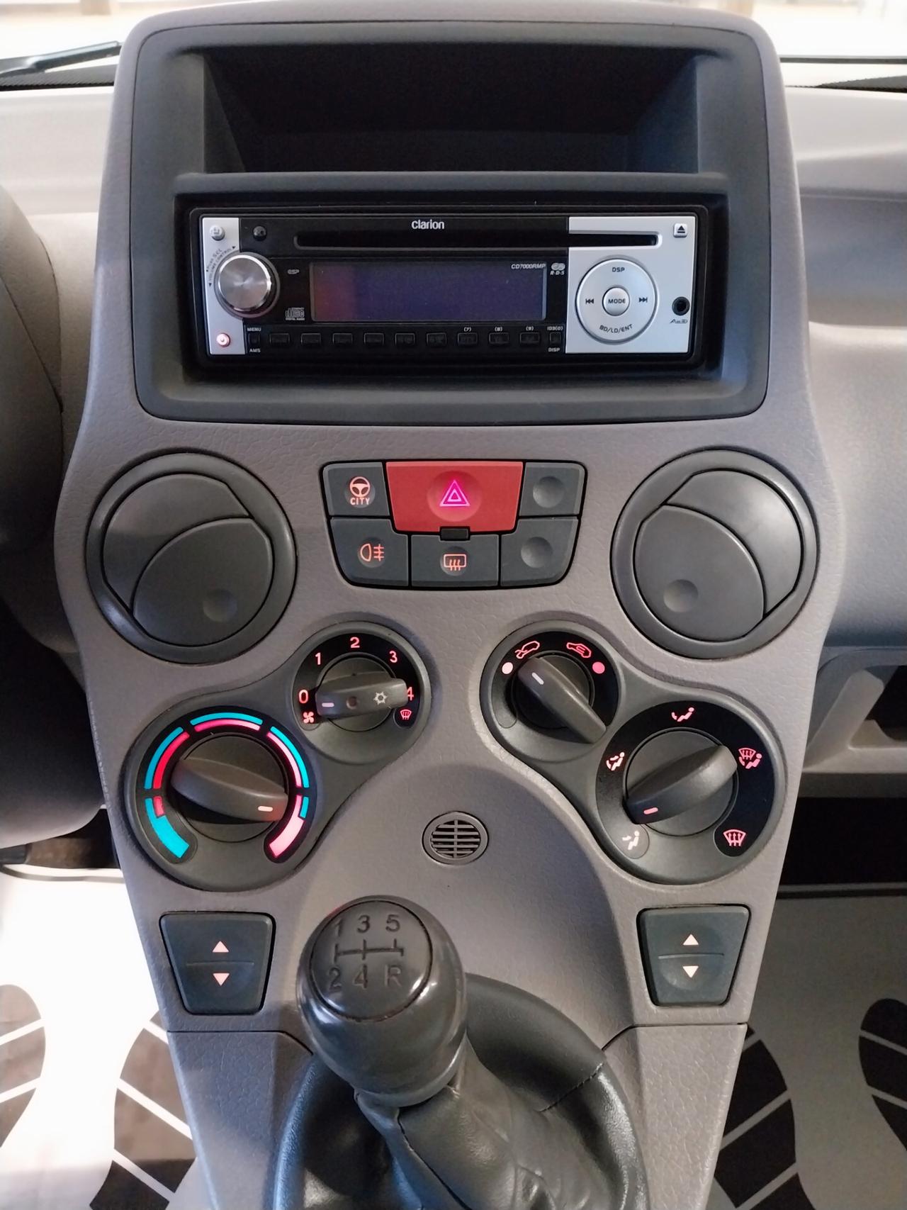 Fiat Panda 1.1 Active - ok neopatentati