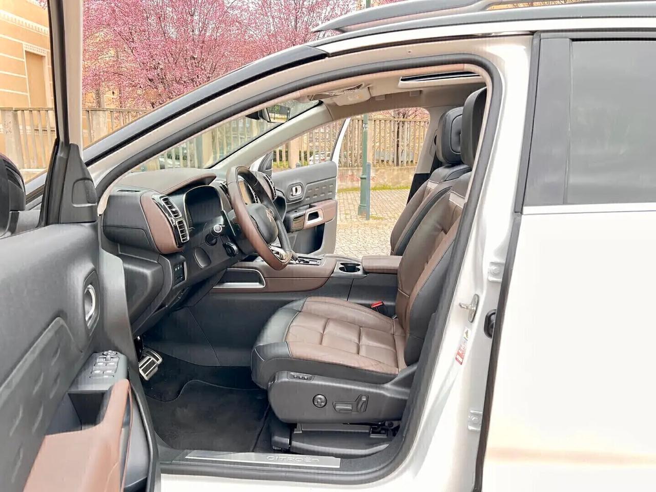 Citroen C5 Aircross Hybrid 225 E-EAT8 Shine