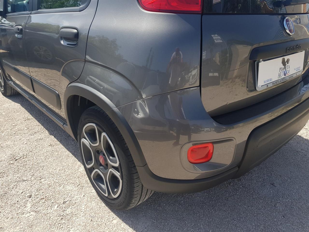 Fiat Panda 1.0 firefly hybrid City Life s&s 70cv 5