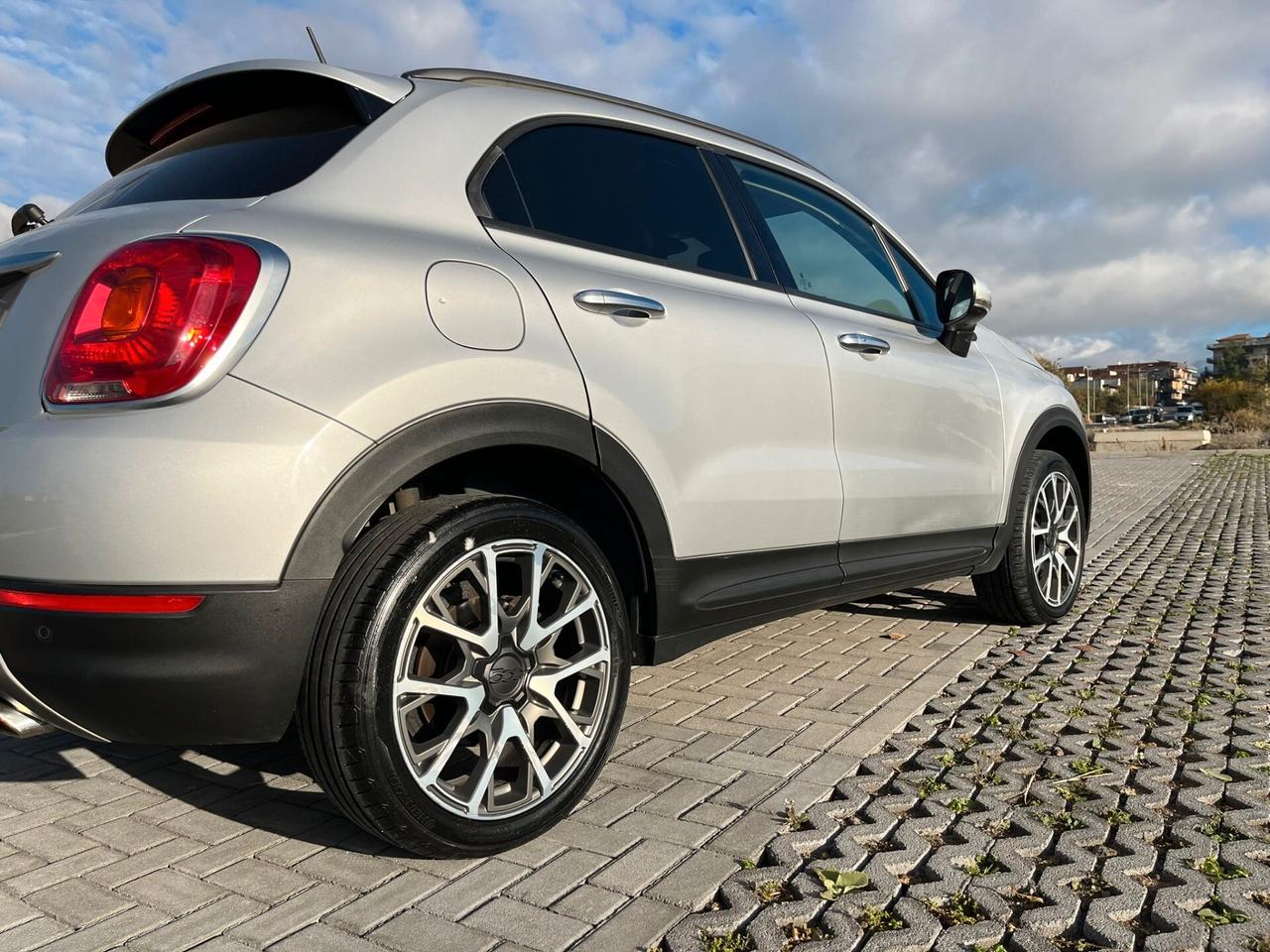 Fiat 500X 1.6MLJT CROSS PLUS 130000KM 2016