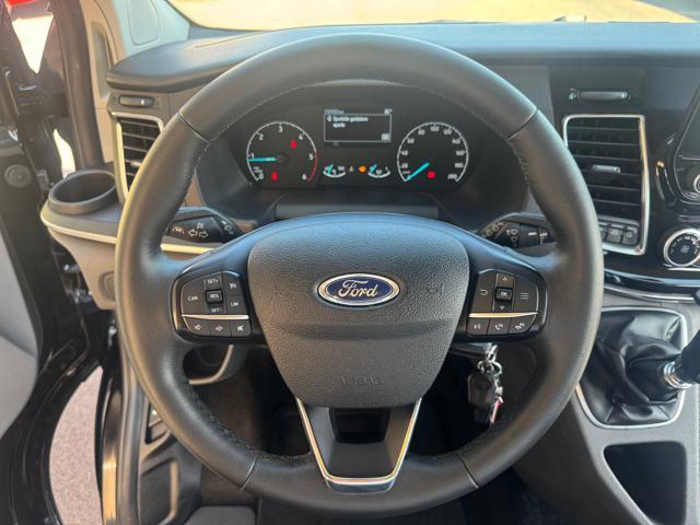 FORD Tourneo Custom 320 2.0 TDCi 130CV PC Titanium