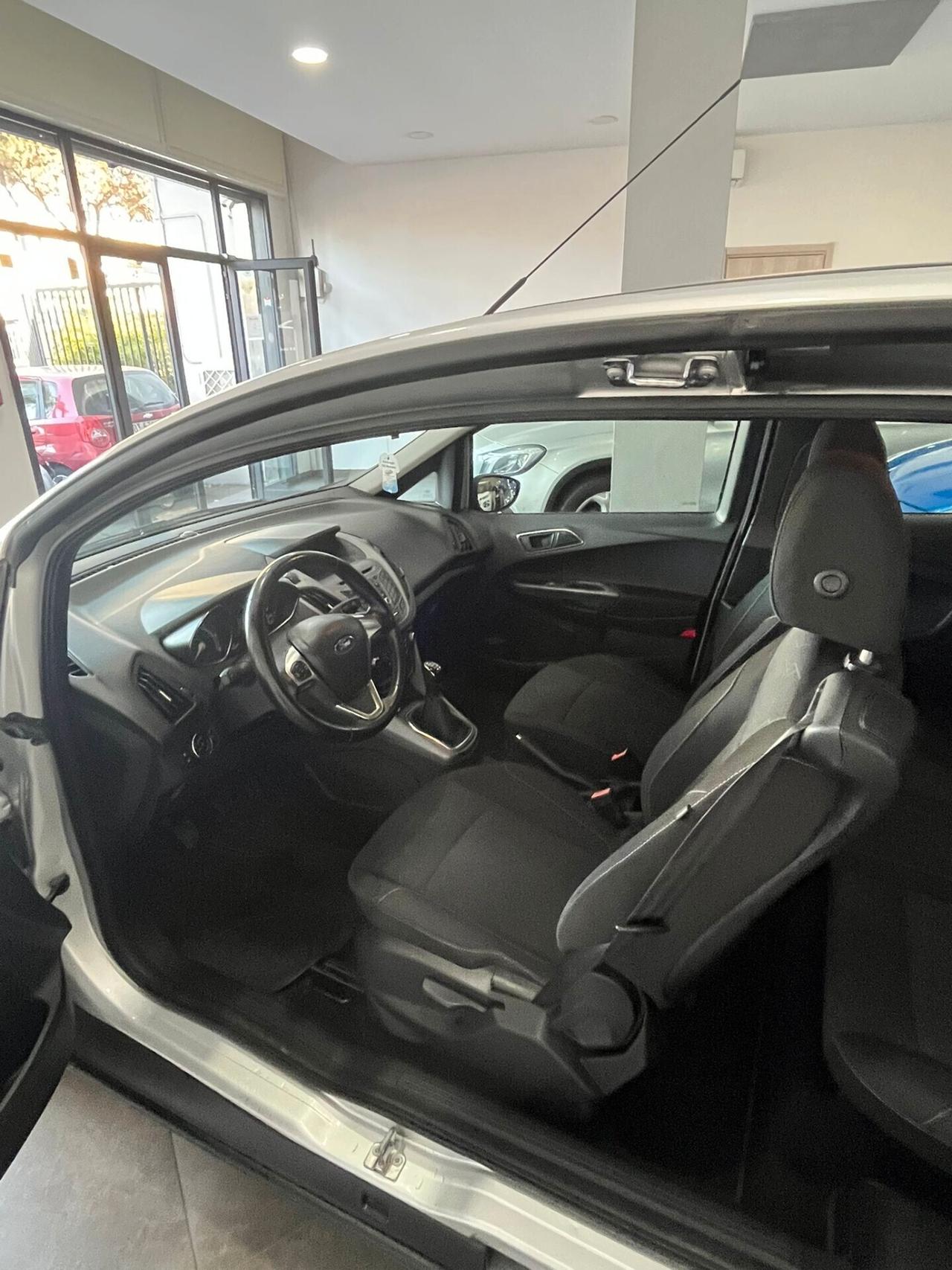Ford B-Max 1.5 TDCi 95 CV Business Titanium
