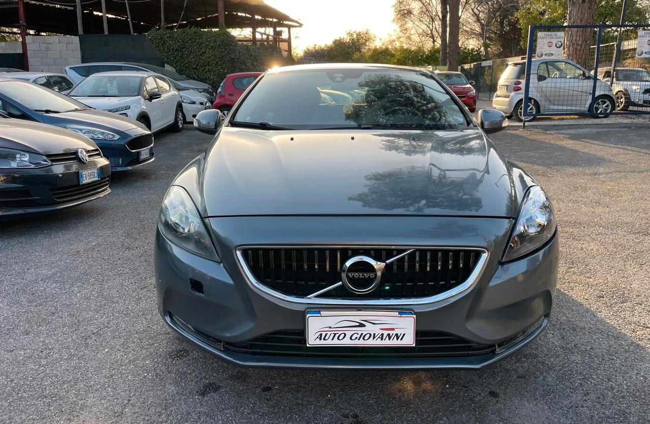 Volvo V40 D2 R-design Momentum soli 60 mila km
