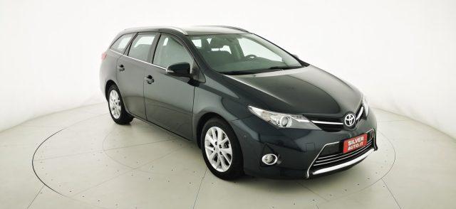 TOYOTA Auris Touring Sports 1.4 D-4D Lounge