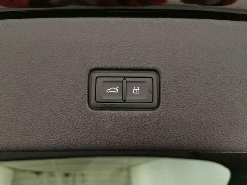 Audi Q8 3.0 tdi mhev S line edition quattro 286cv tiptronic