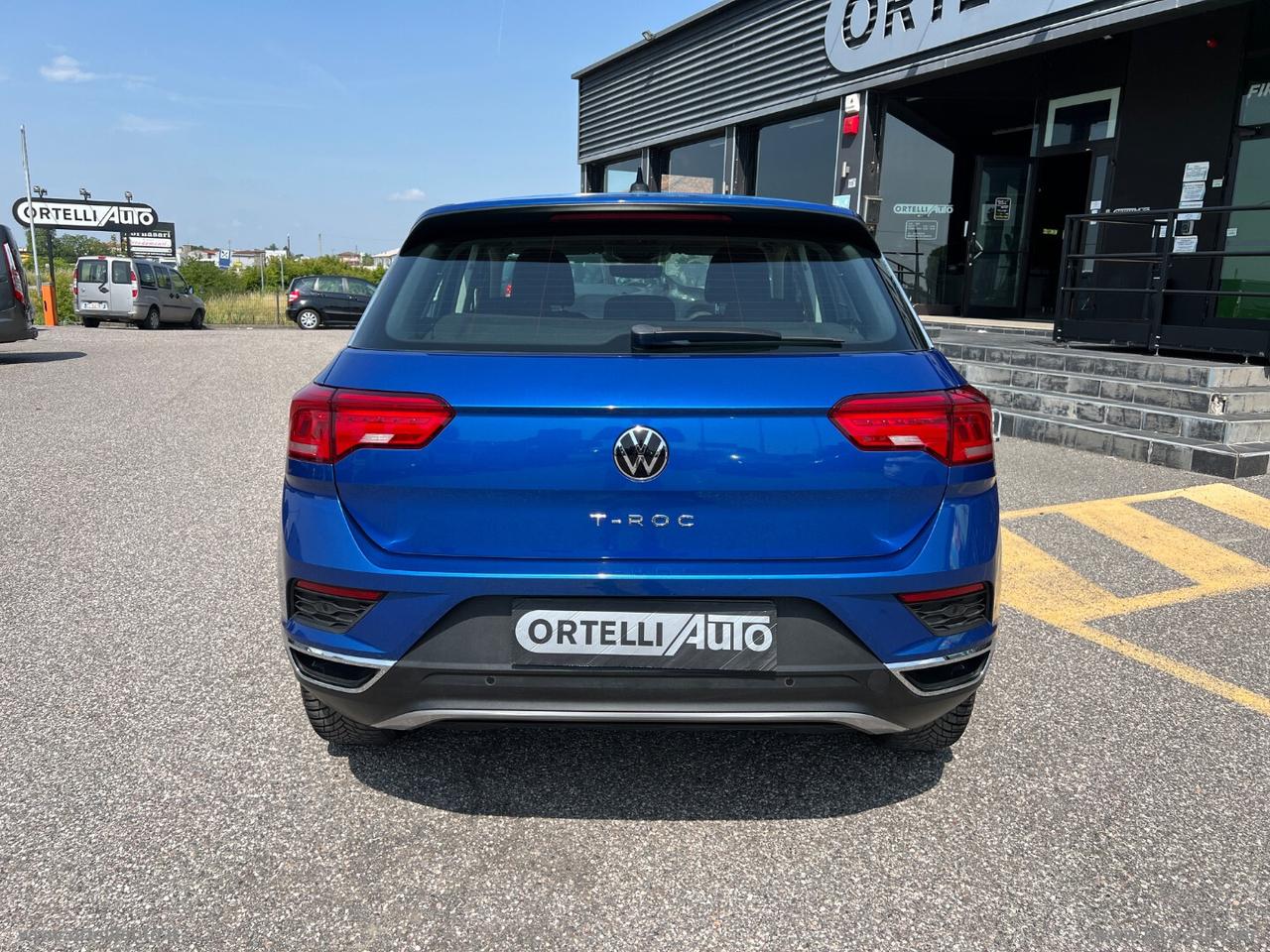 VOLKSWAGEN T-Roc 2.0 TDI 150 CV DSG Business BMT IVA DEDUCIBILE