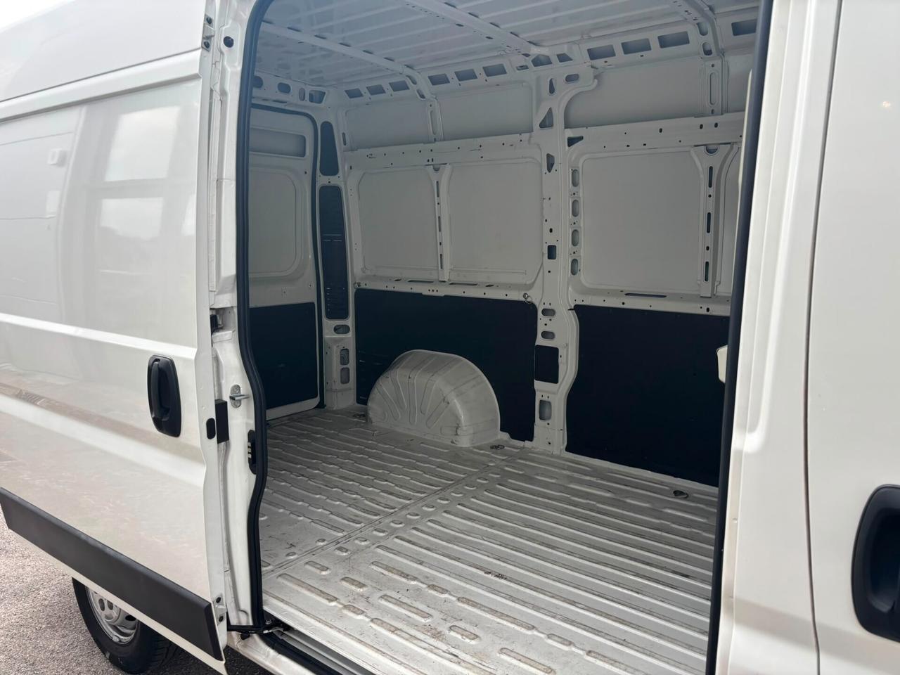 Citroen Jumper 35 2.2 BlueHDi PM-TM Furgone SPOTICAR
